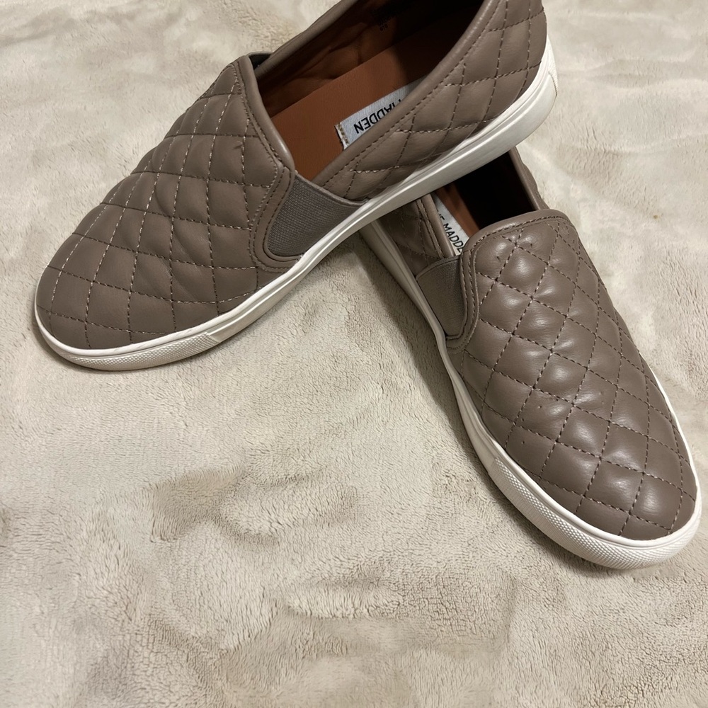 Steve Madden Quilted Slip-On Sneakers in Taupe